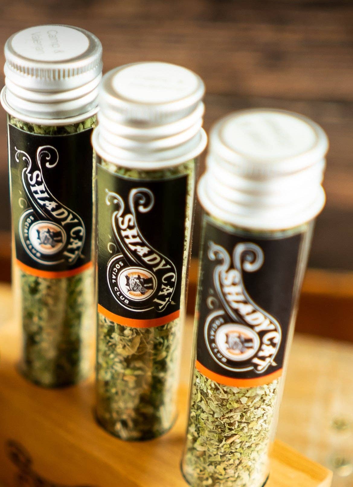 SHADY CAT SOCIAL CLUB - Organic Leaf & Flower Catnip Tube