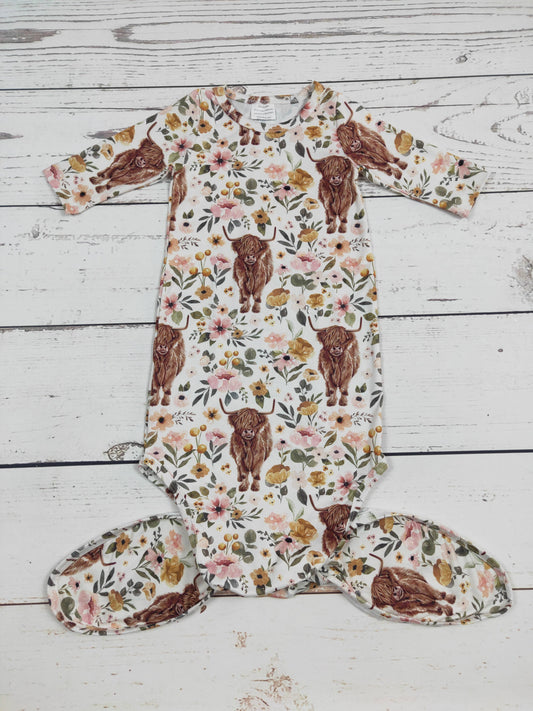 sassy kids palace - Cows Flower Printed Infant Babygown