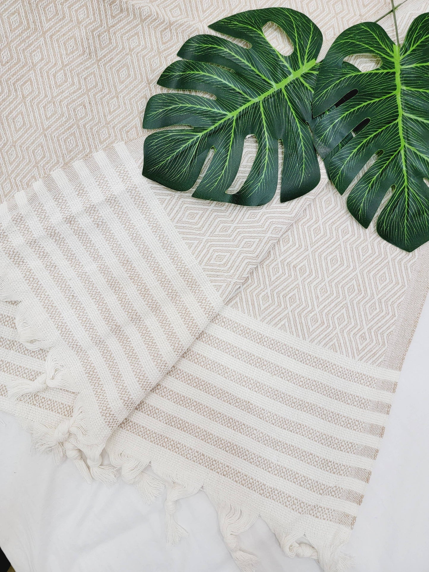 EBRU Home Throw Blankets and Bedspreads, Cotton woven, Hand woven