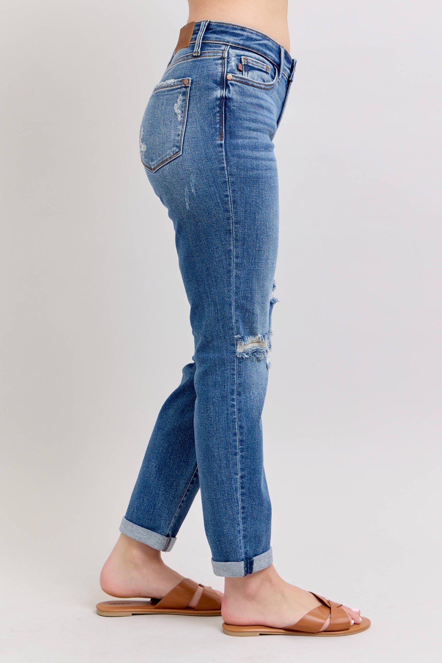 Judy Blue Jeans - Mid Rise Vintage Wash Boyfriend Fit W/ Distressed