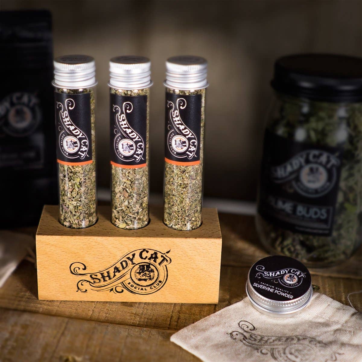 SHADY CAT SOCIAL CLUB - Small Organic Silver vine Powder Tin
