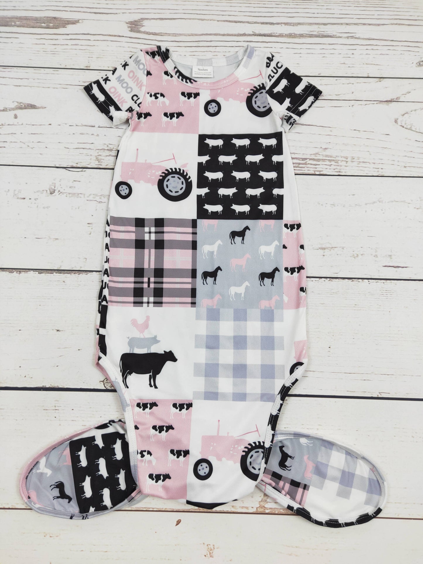 sassy kids palace - Pink Tractor Girls Printed Infant Babygown