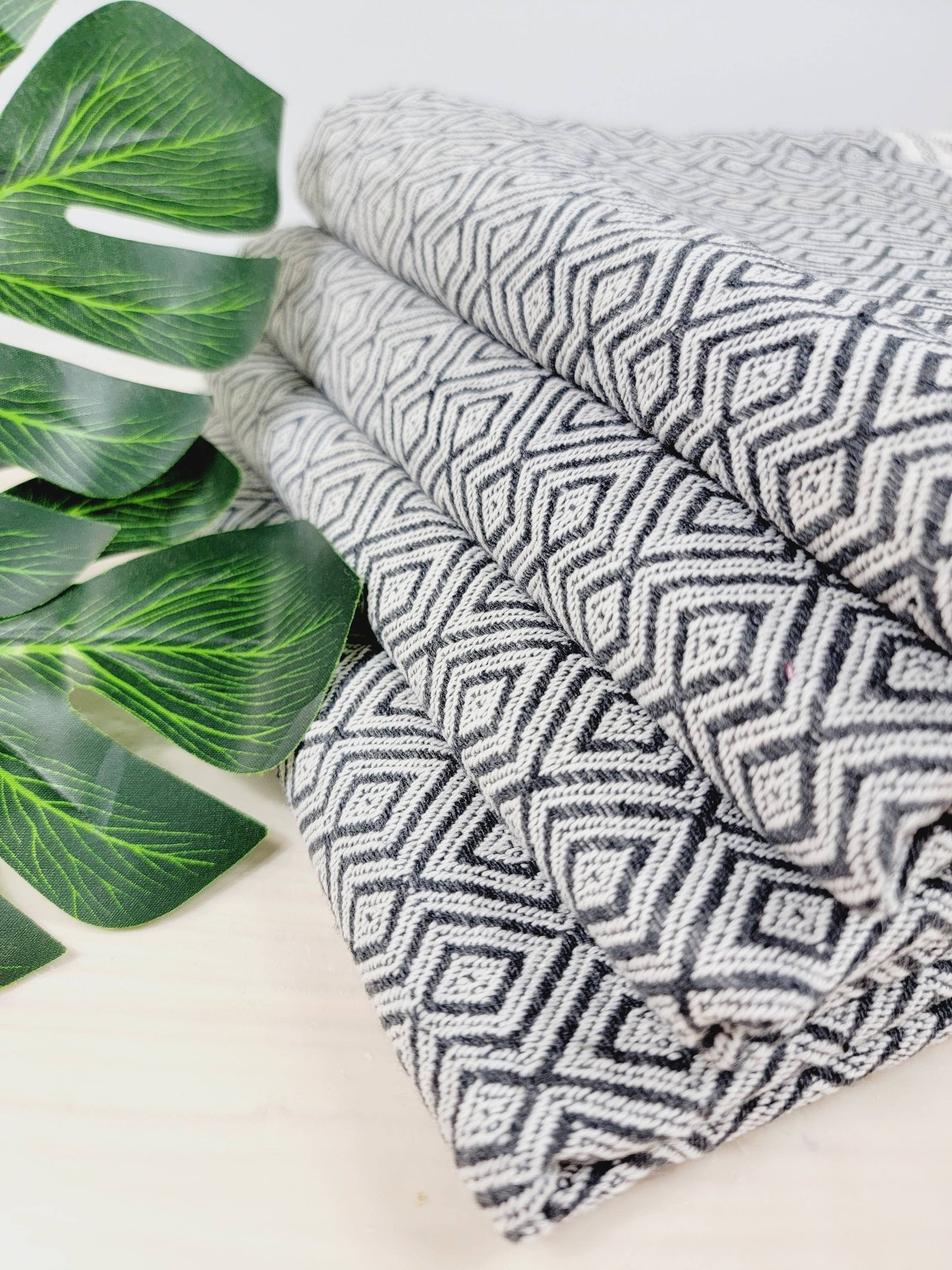 EBRU Home Throw Blankets and Bedspreads, Cotton woven, Hand woven