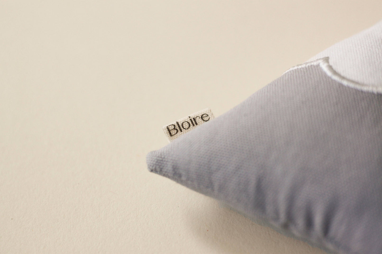 Bloire - Cat Toy Snowy Mountain