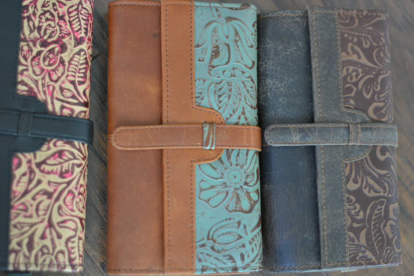 FRINGE & LUXE -   Leather embossed wallet -W/removable crossbody strap 