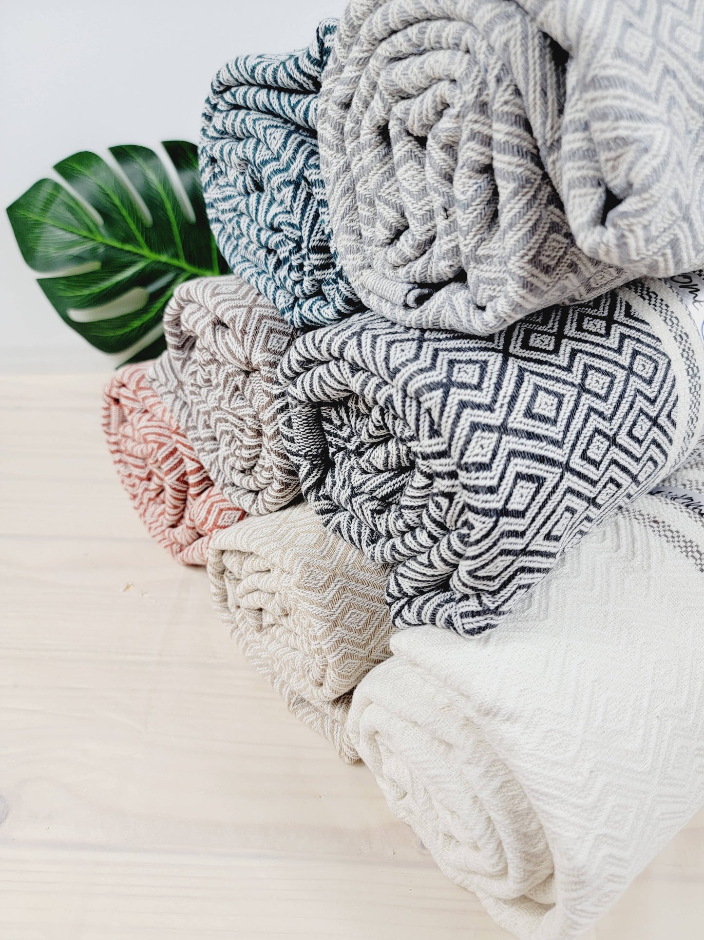 EBRU Home Throw Blankets and Bedspreads, Cotton woven, Hand woven