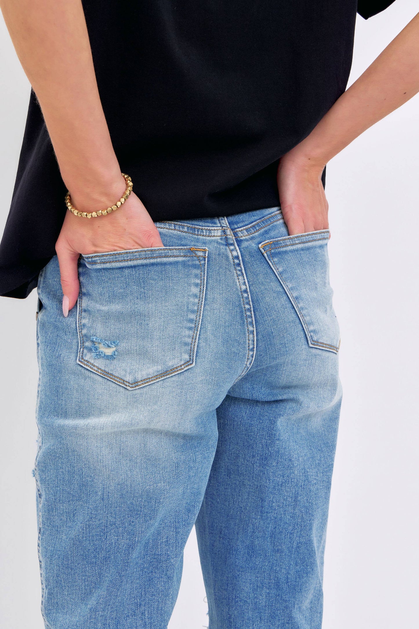 Judy Blue Jeans - High Waisted Distressed Boyfriend With Patch Pocket