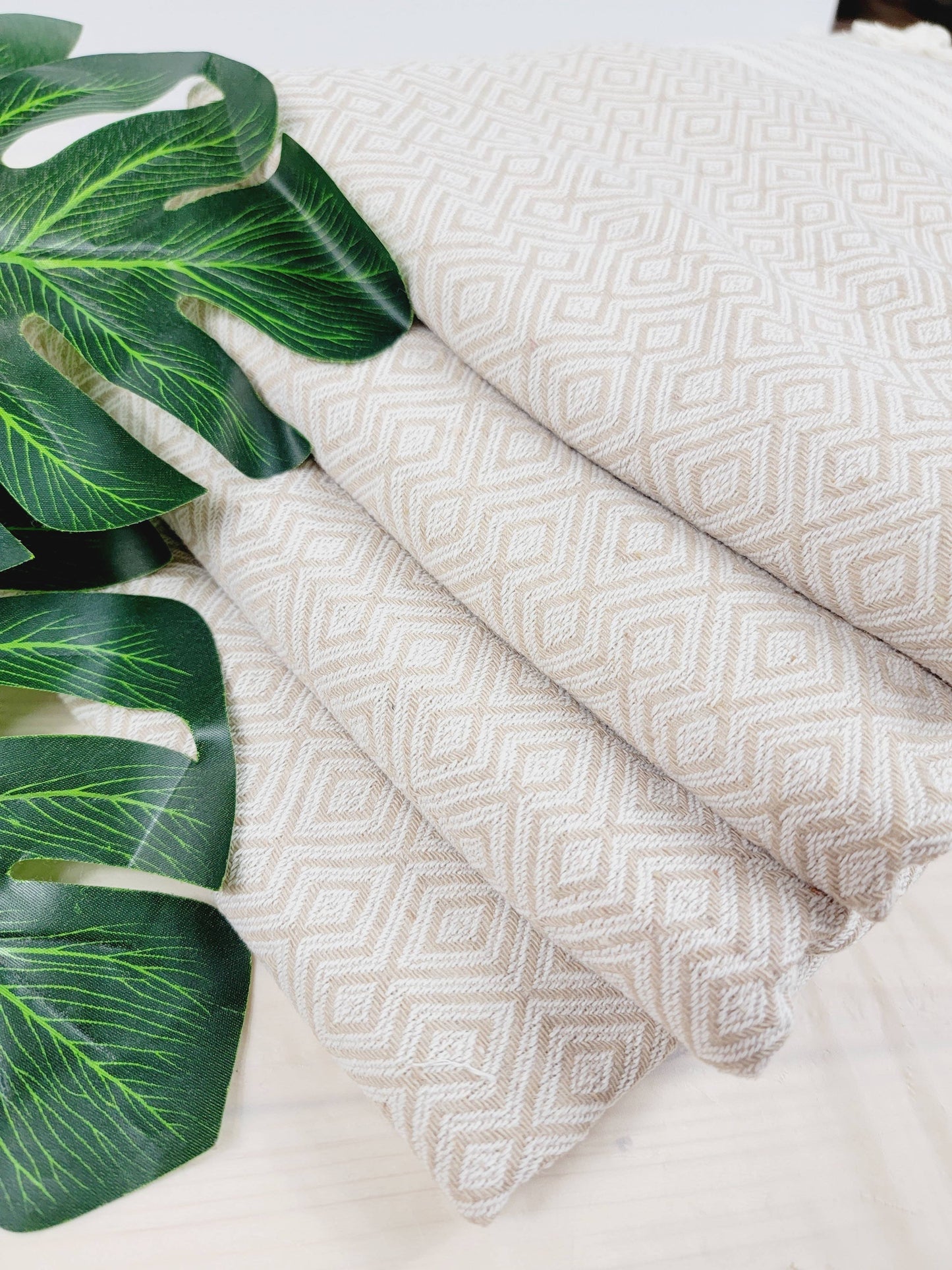 EBRU Home Throw Blankets and Bedspreads, Cotton woven, Hand woven