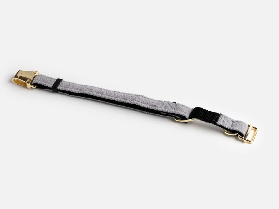Aquafleece Dog Collar – Grey Water-Resistant Adjustable Collar with Metal Buckle