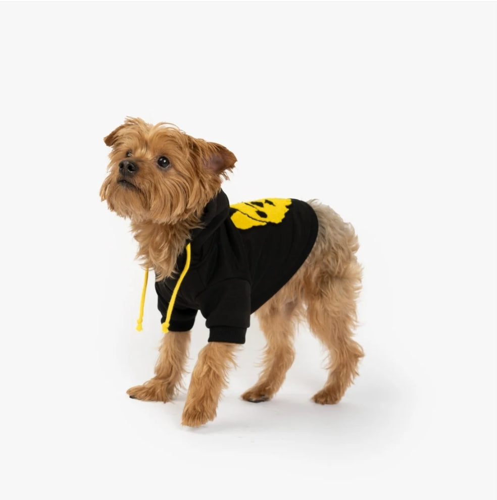 👕 Connor Dog Hoodie – Trendy & Comfortable Hoodie with Leash Access