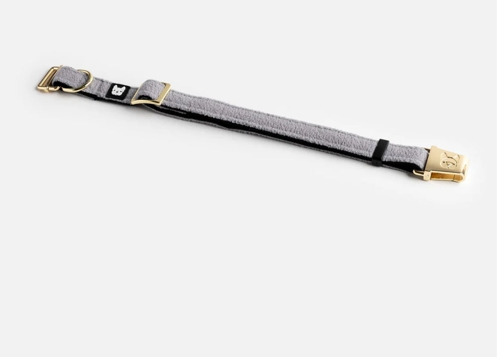 Aquafleece Dog Collar – Grey Water-Resistant Adjustable Collar with Metal Buckle
